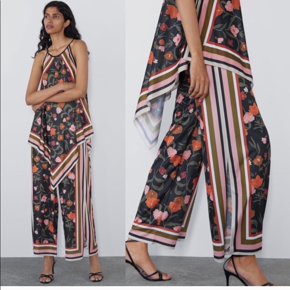 Zara FLORAL PRINT FLOWING TROUSERS W/Side Hem Slit